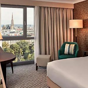 5* מלון Hilton Park