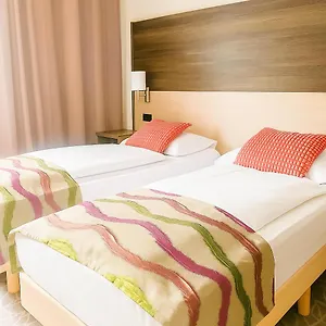 4* Hotel Arion Cityhotel Und